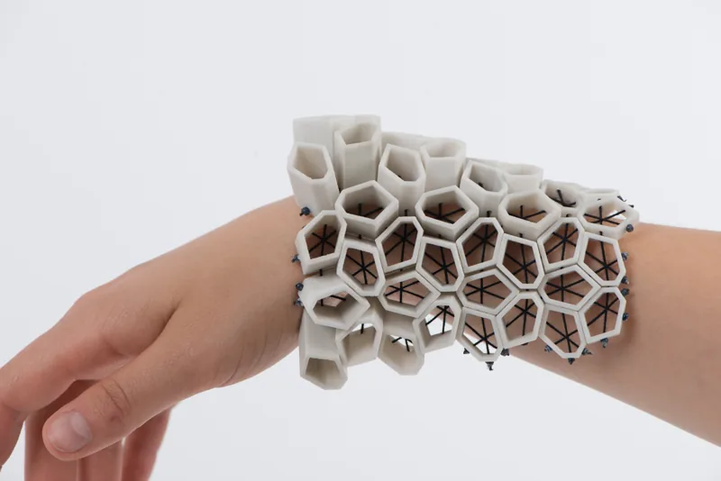 DMA 2019 - TextileFutur : croiser textile et céramique pour créer des matériaux hybrides.
