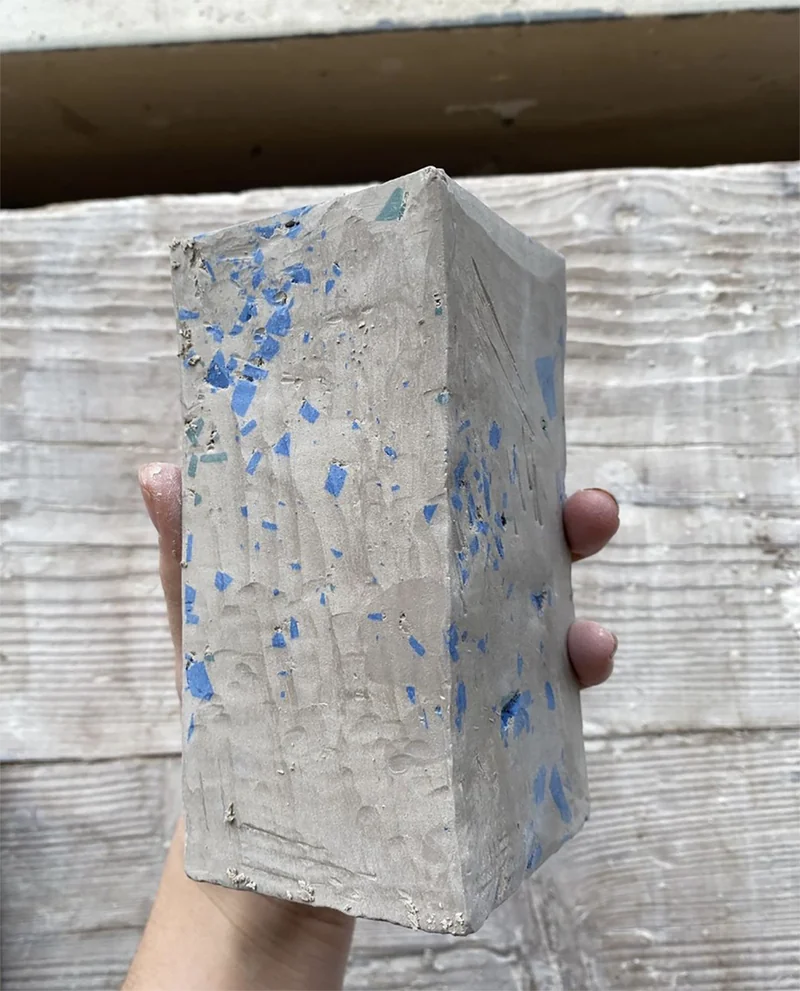 DNMADe 2019/22 - Parcours céramiqueLa matière qui parle du territoire : des objets de table en terre récoltée.