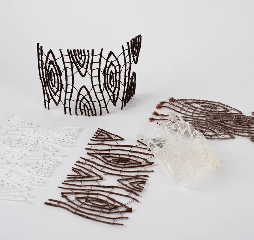 Matières à réseauter : pièce textile à manipuler