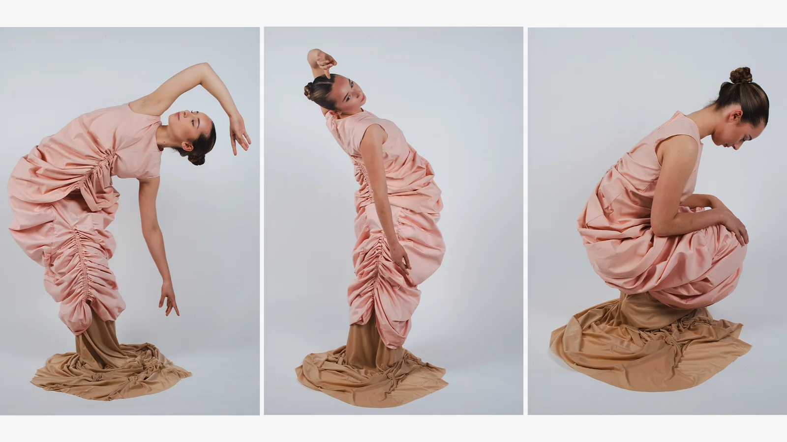Modèle Morbidesse : danseuse vêtue d’une robe rose froncée, en trois postures