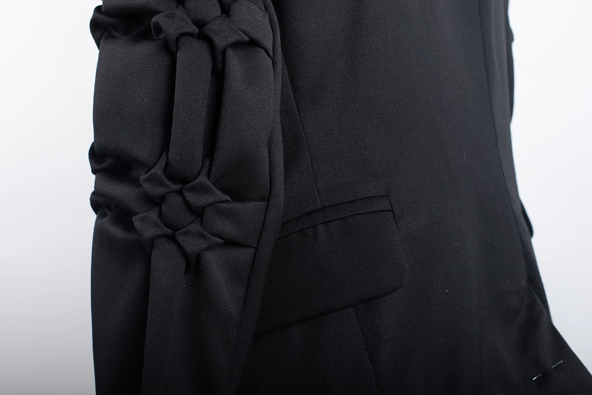 04 manche detail verso