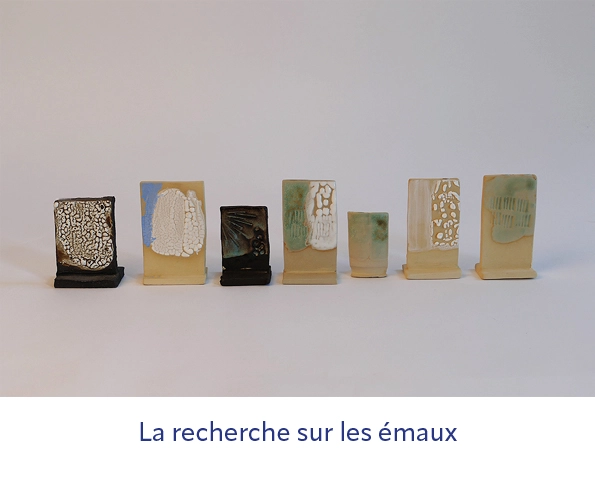 7 tessons de tests d'émaux (vert céladon et blanc avec des coulures)